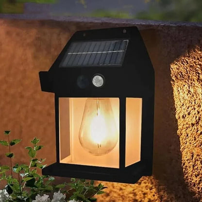 Solarna zidna lampa (1+1) GRATIS